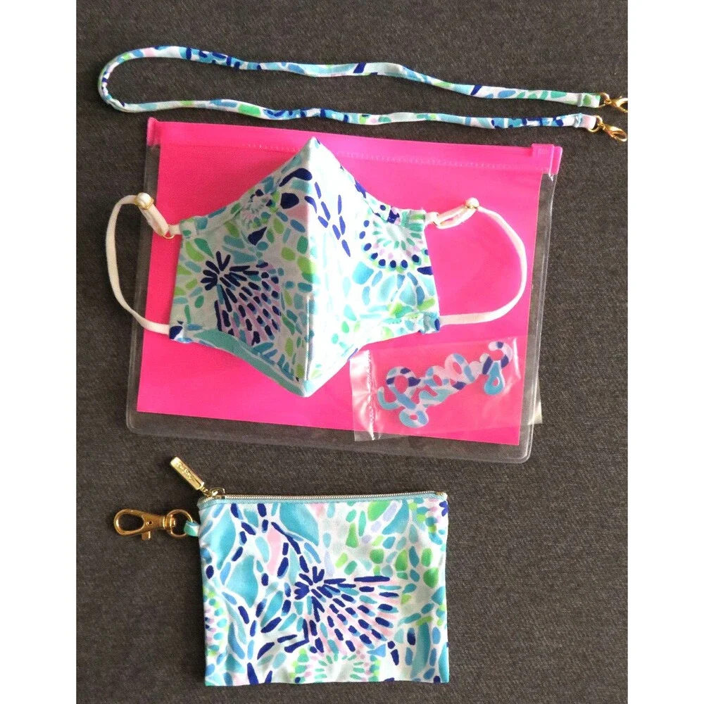 Lilly Pulitzer On The Go Mask Set Blue Ibiza